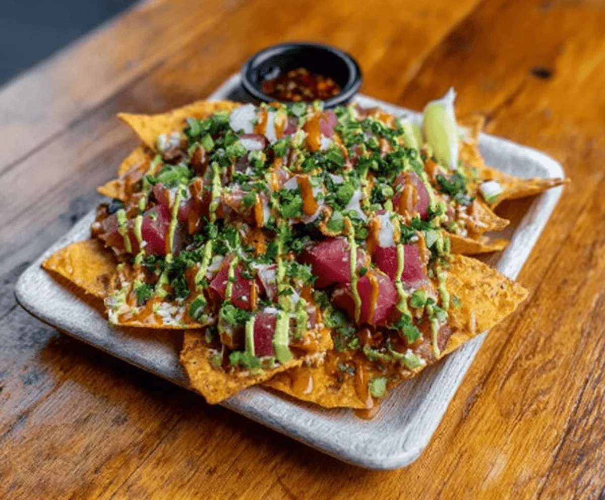 Easy Tuna Poke Nachos Recipe